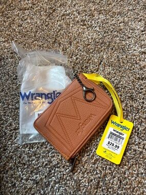 Wrangler Tan Zip Card Wallet